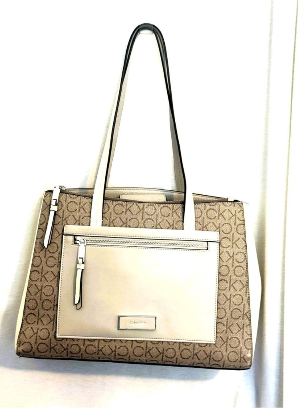 CALVIN KLEIN Hadley Signature Colorblocked Triple Compartment Tote Almond Taupe